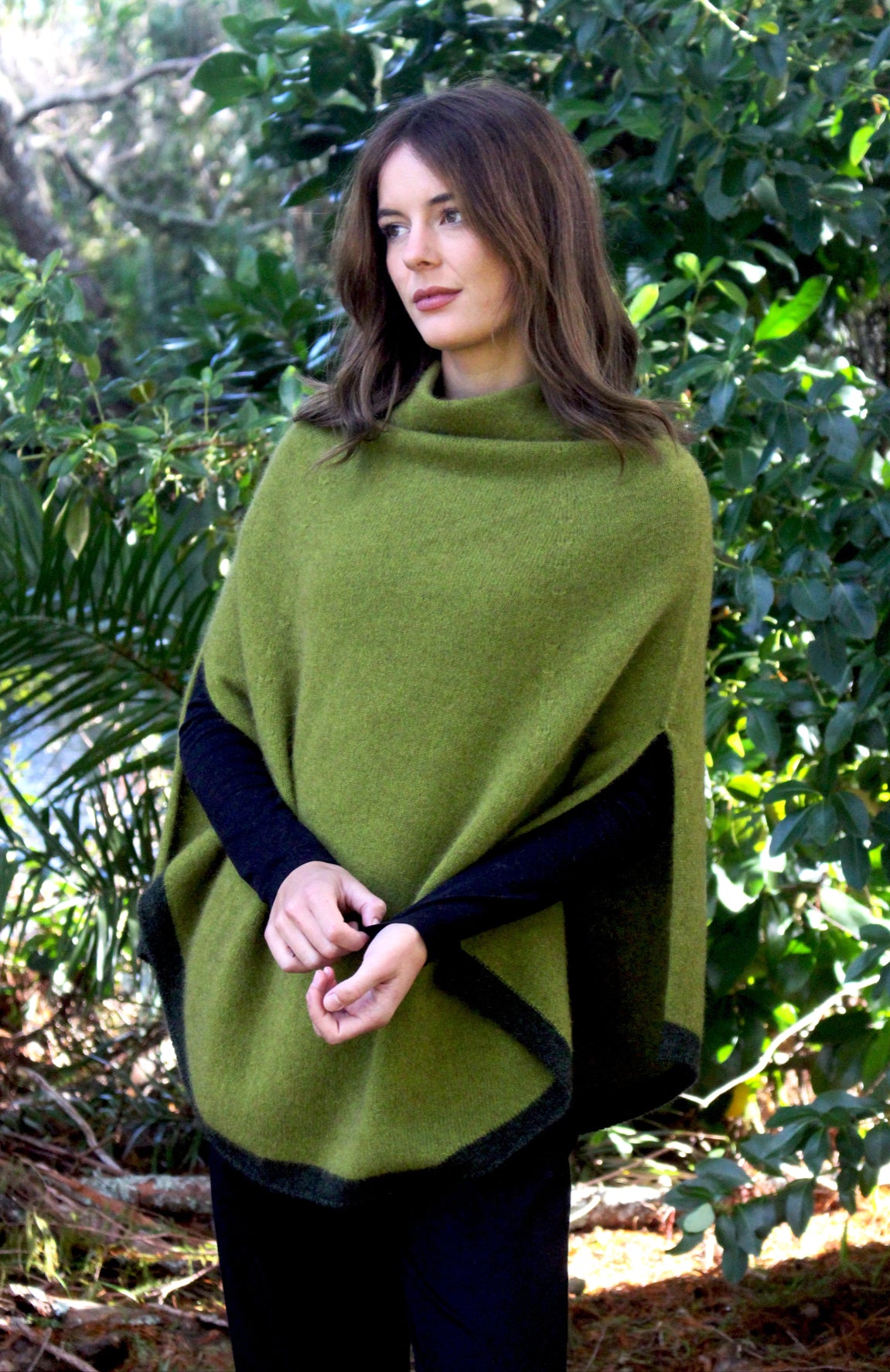 Possum Merino Verge Poncho