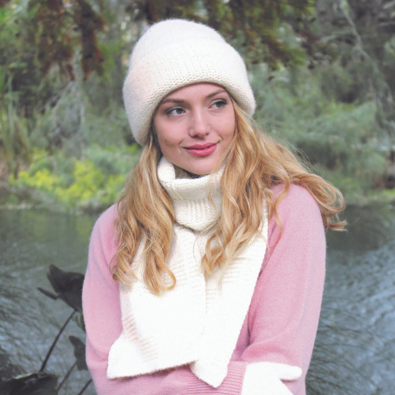 Alpaca Grid Scarf