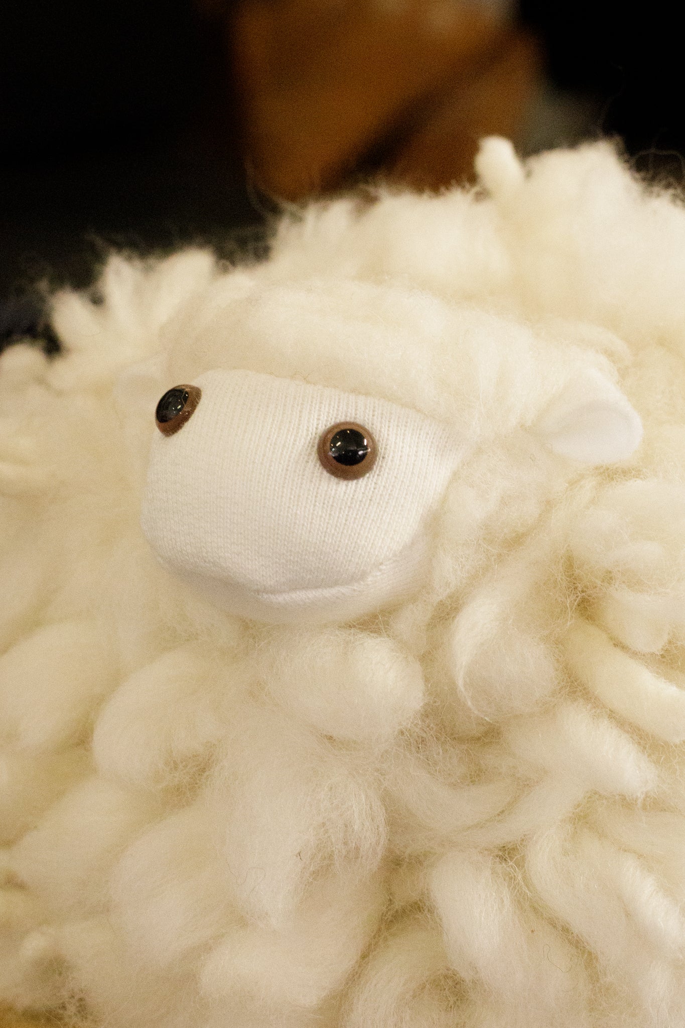 Loopy White Wool Sheep