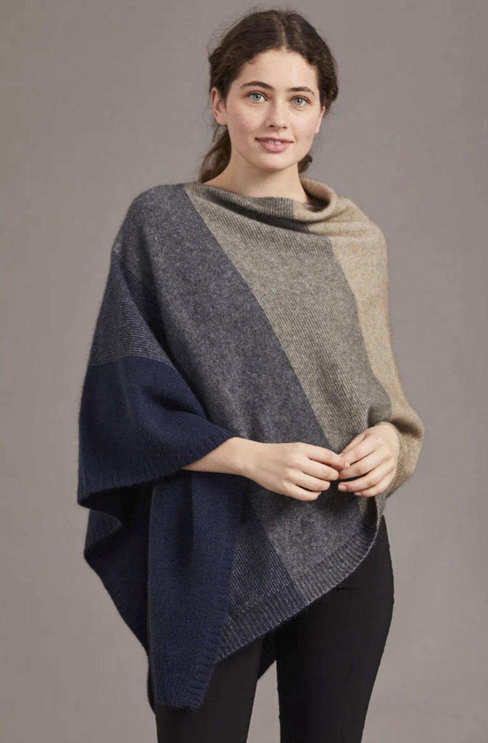 Ombre Poncho