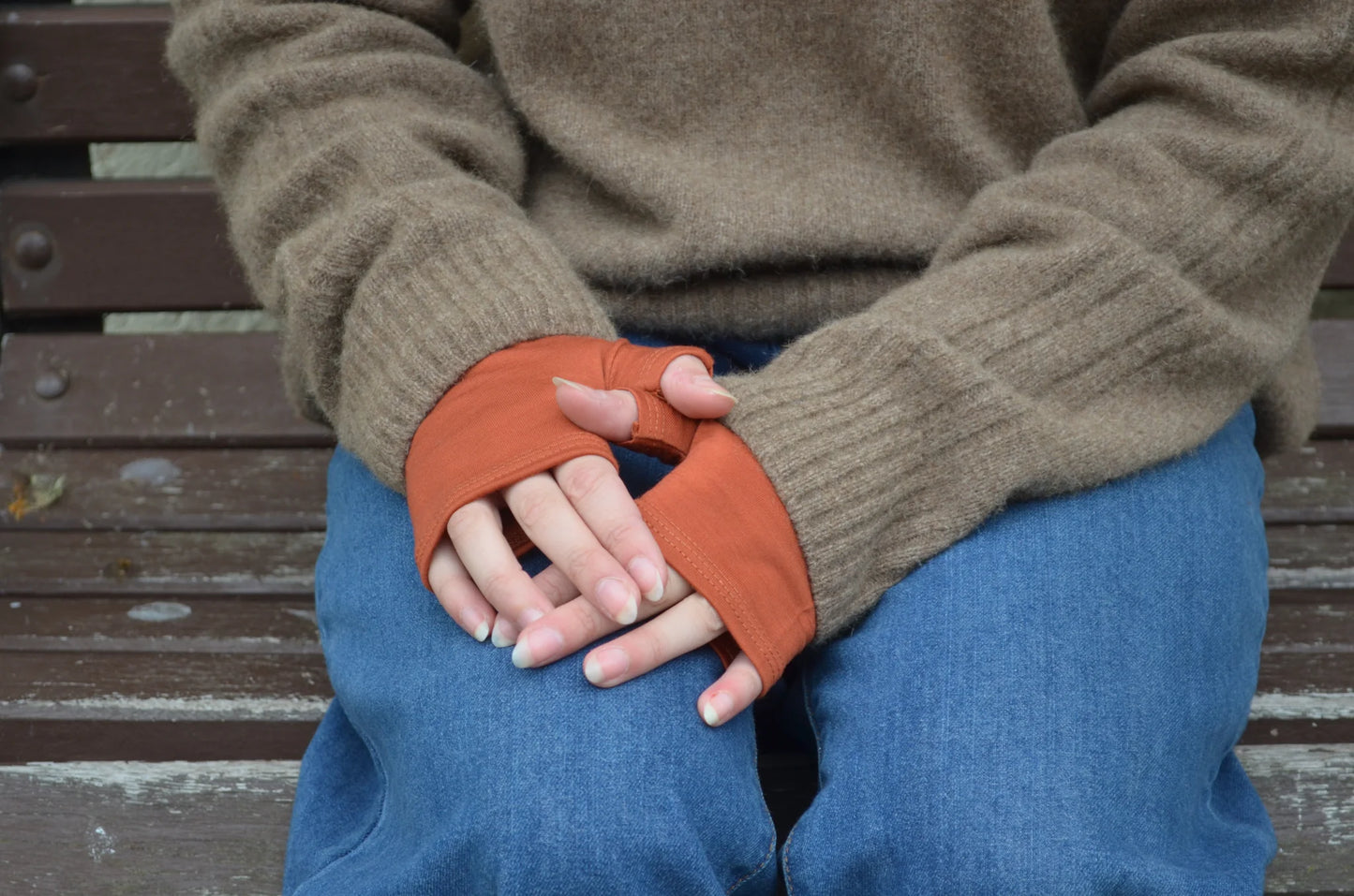 Merino Handwarmer - Stone Hill