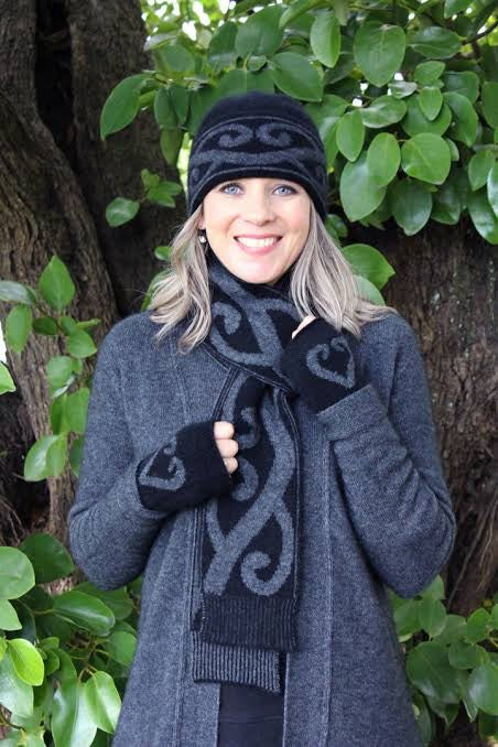 Aroha Fingerless Mitten