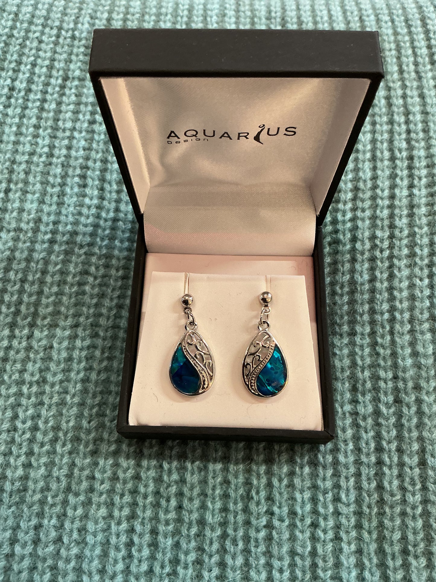 Dyed Puau Earrings