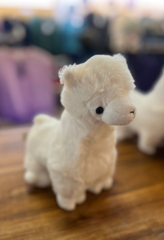 Alpaca plush toy