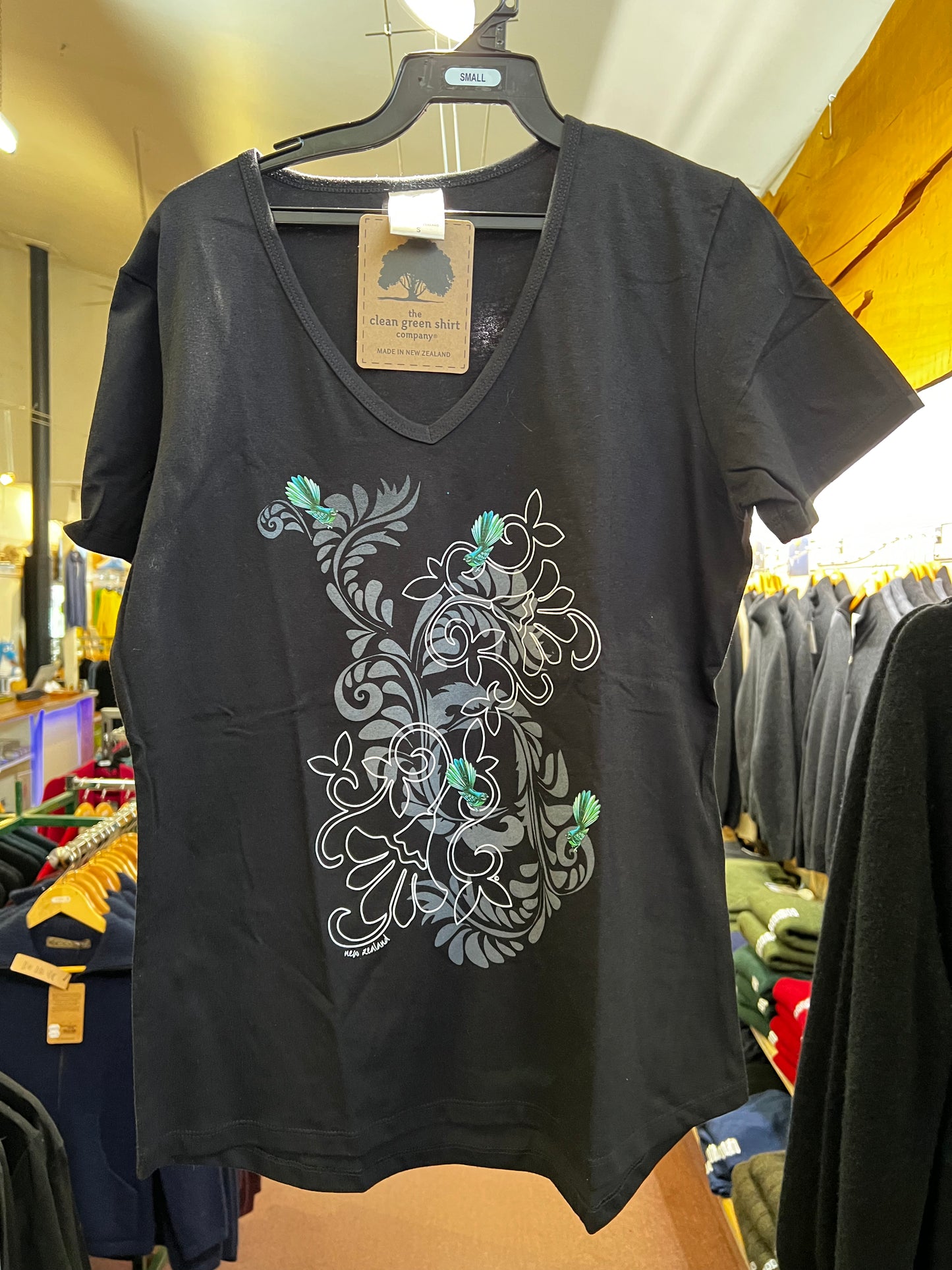 Ladies Fitted T-Shirt Black Koru Ferns T