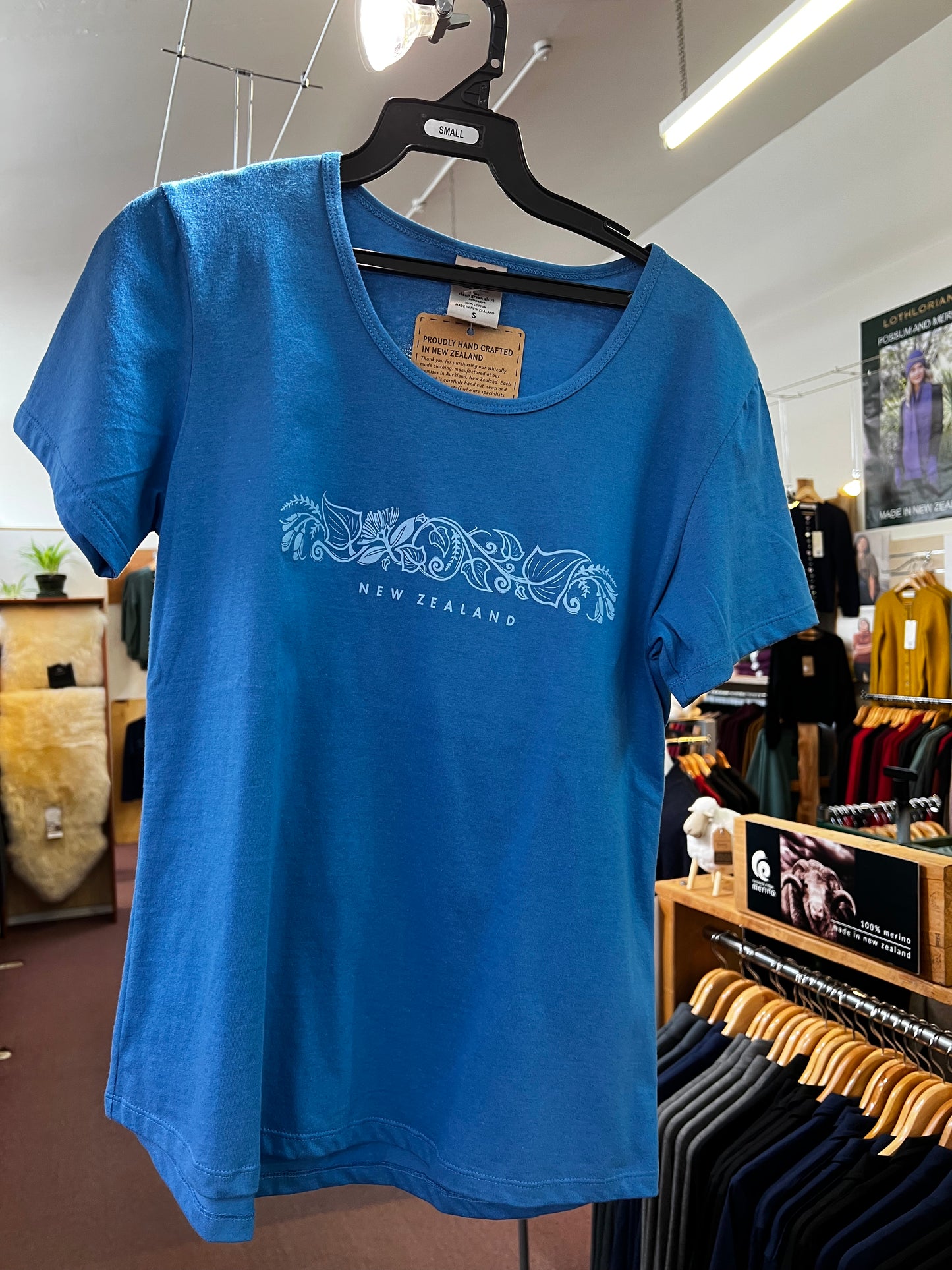 Ladies Scoop Neck Tee Native Flora