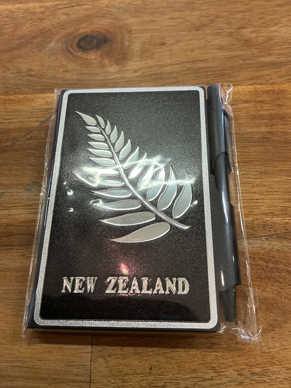NZ Pen and Notebook Set