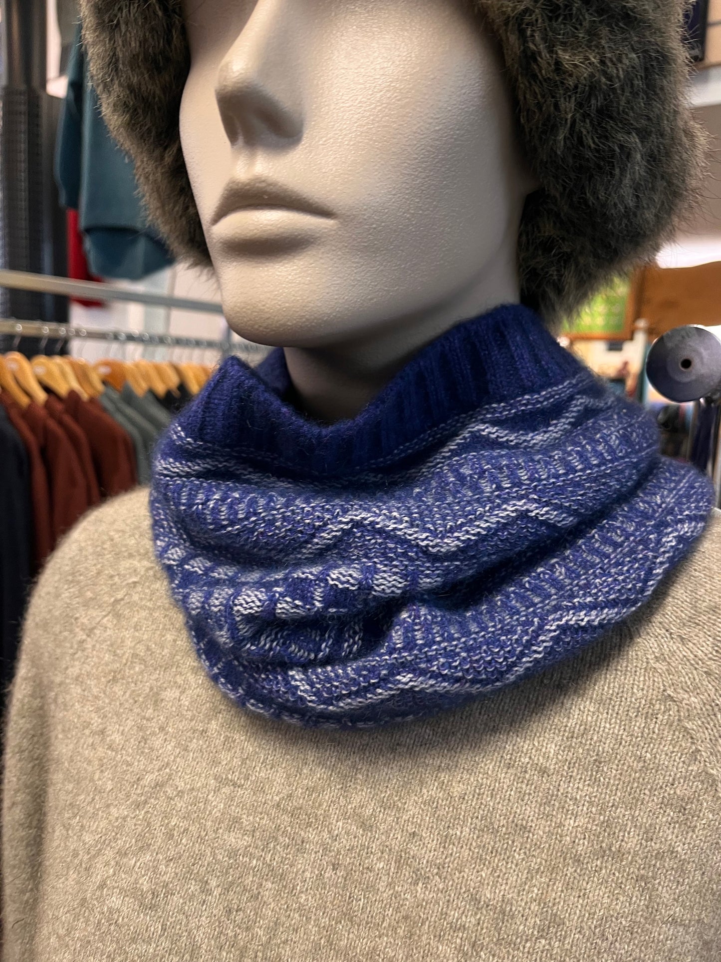 Pattern Loop Scarf