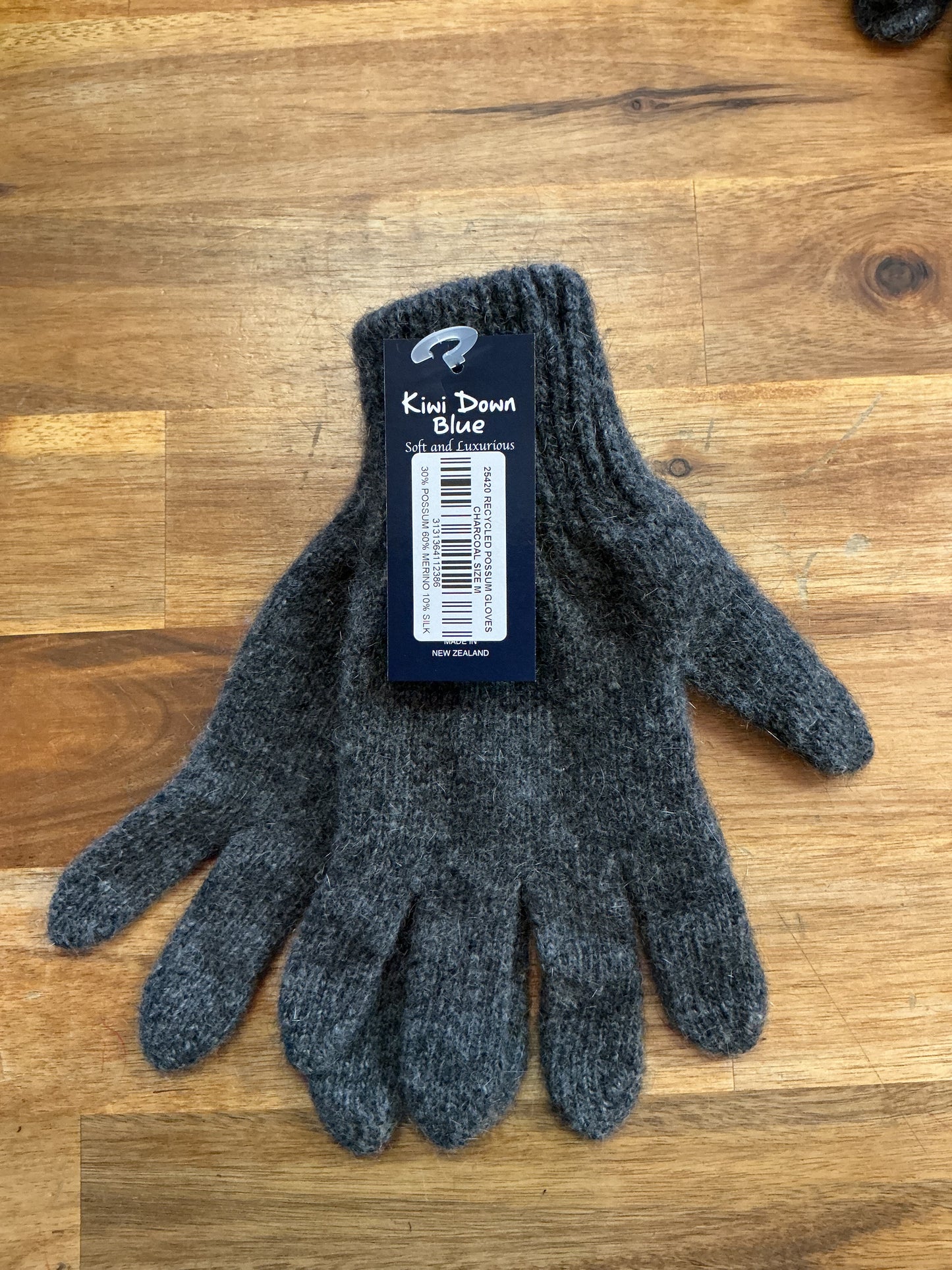 Kiwi Down Blue Recycled Possum Gloves