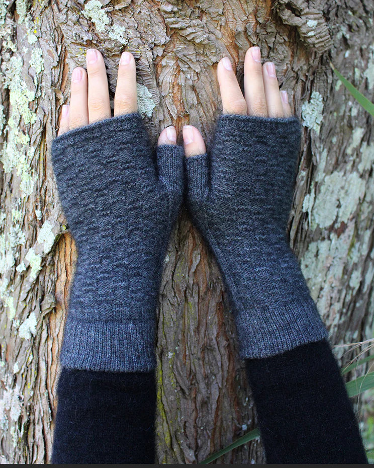 Dash Fingerless Mitten