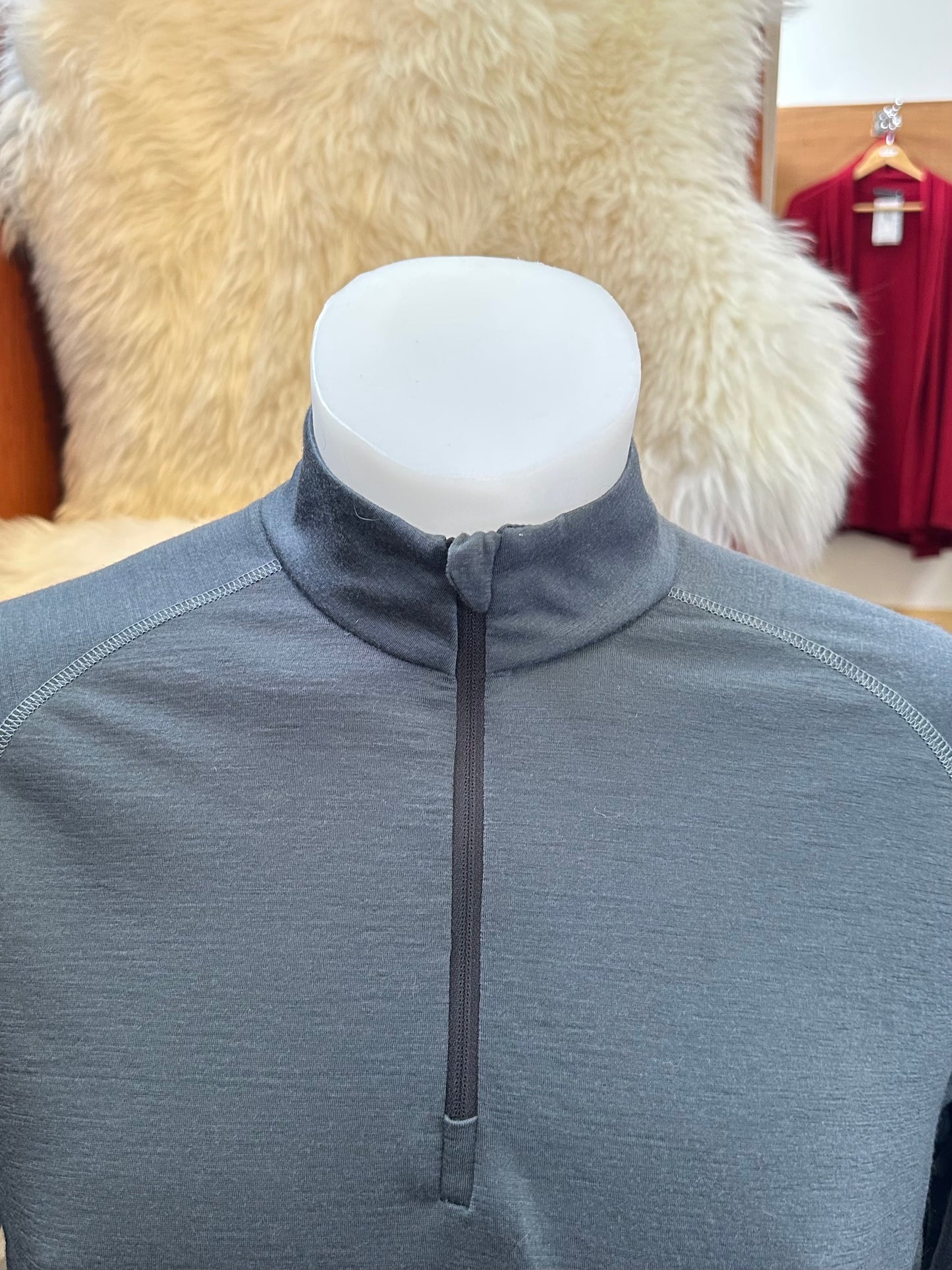 Leisure Lite-weight Merino Half Zip Top