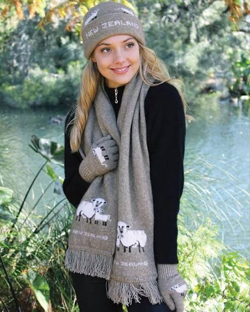 New Zealand Sheep Scarf