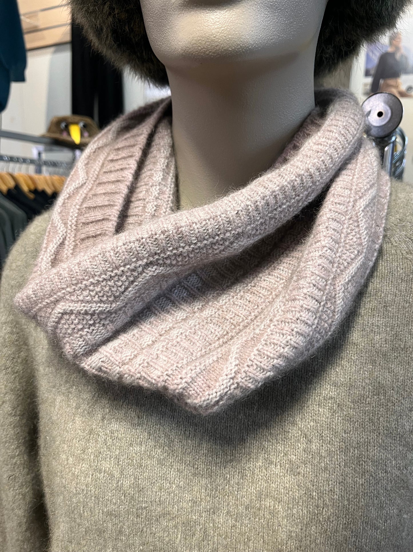 Pattern Loop Scarf