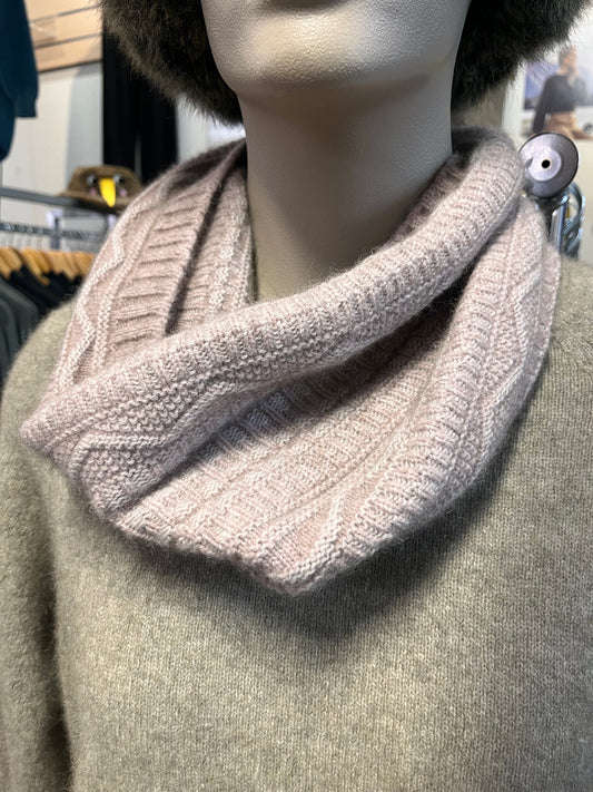 Pattern Loop Scarf