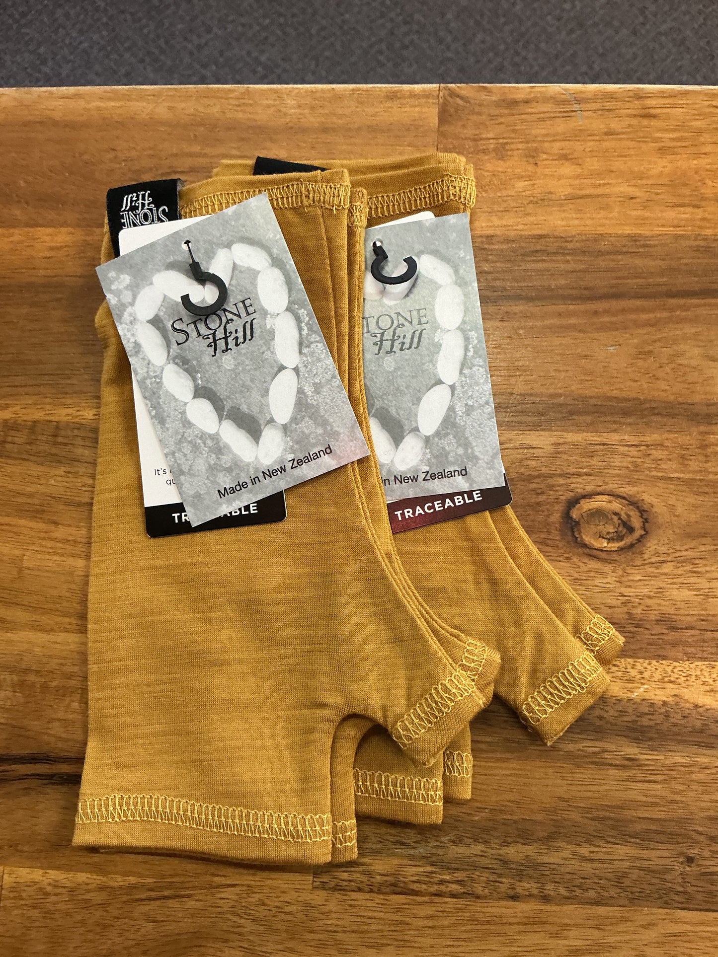 Merino Handwarmer - Stone Hill