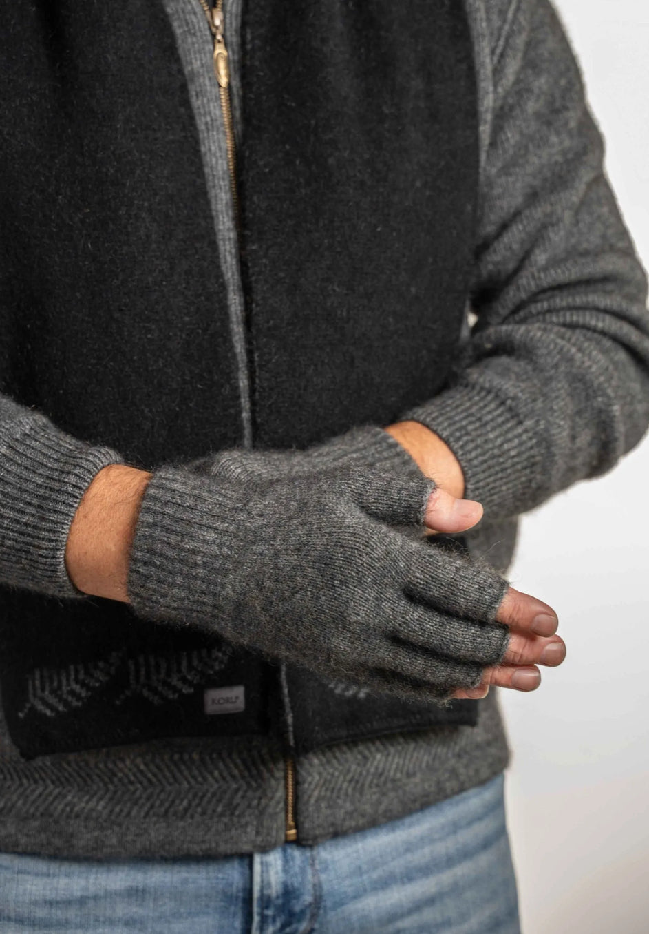 Plain Koru Fingerless Gloves