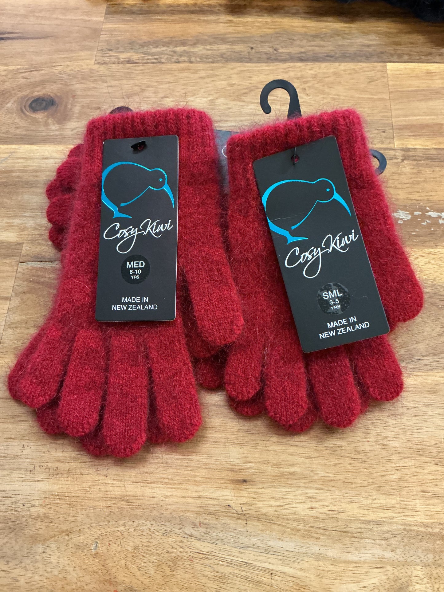 Cozy Kiwi Child Lycra Glove