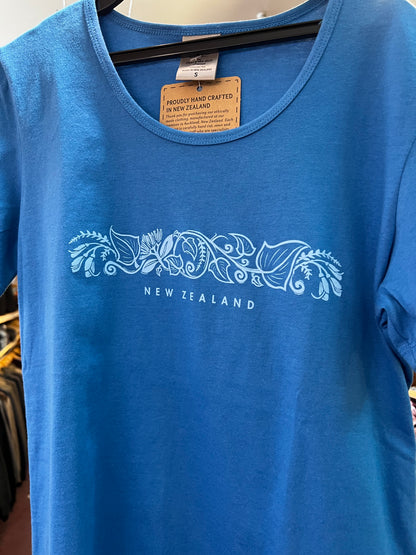 Ladies Scoop Neck Tee Native Flora