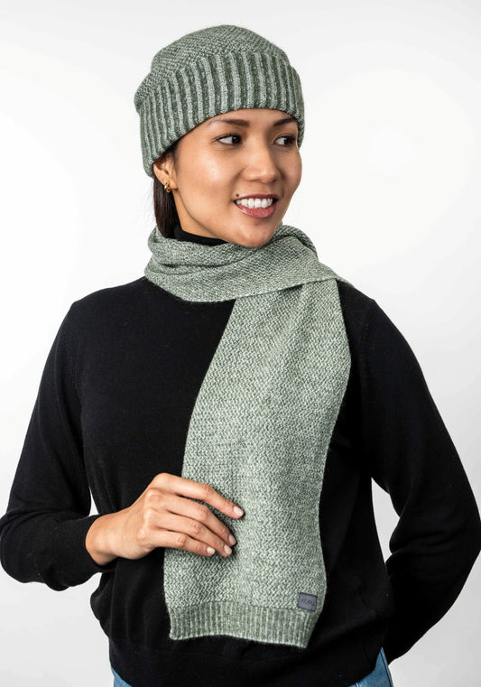 Moss Stitch Plated Scarf