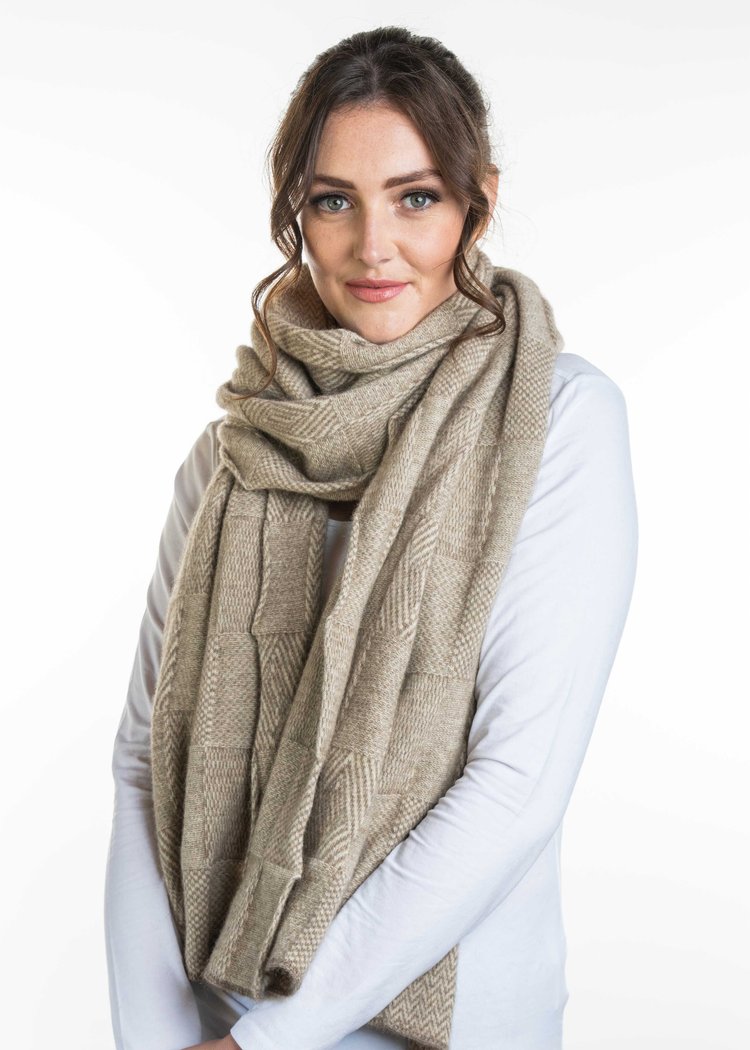 Jacquard Wrap