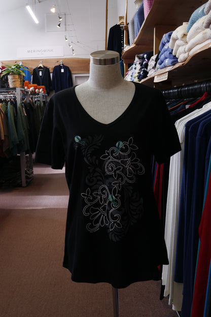 Ladies Fitted T-Shirt Black Koru Ferns T