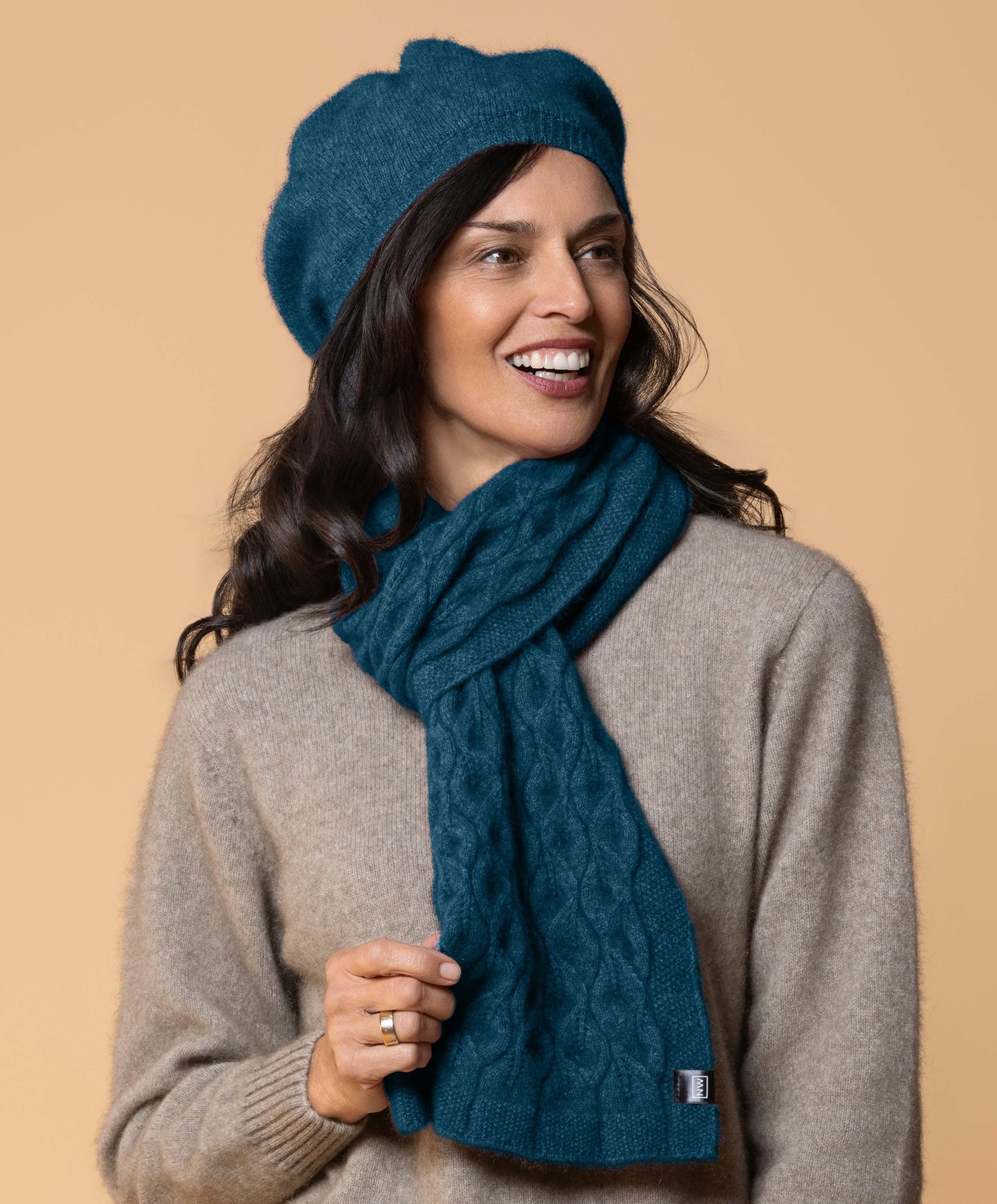 Liz Leaf Scarf